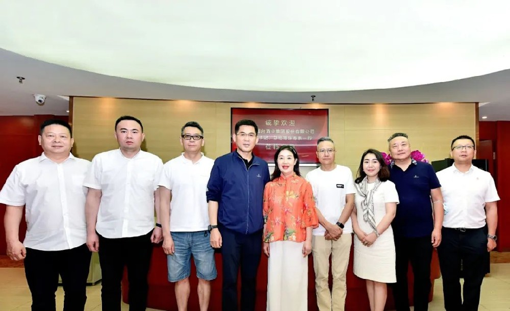 大國醬香，共創共享——貴州國臺酒業黨委書記、總經理張春新走訪金品源酒業