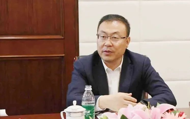 春糖似火，有“鳳”來儀，西鳳集團(tuán)公司黨委書記、董事長張正一行蒞臨四川省品之源公司